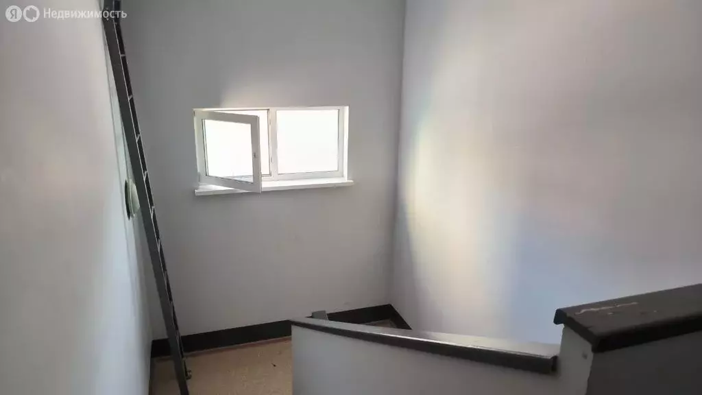 2-комнатная квартира: Южно-Сахалинск, Долинская улица, 39А (60 м) - Фото 1