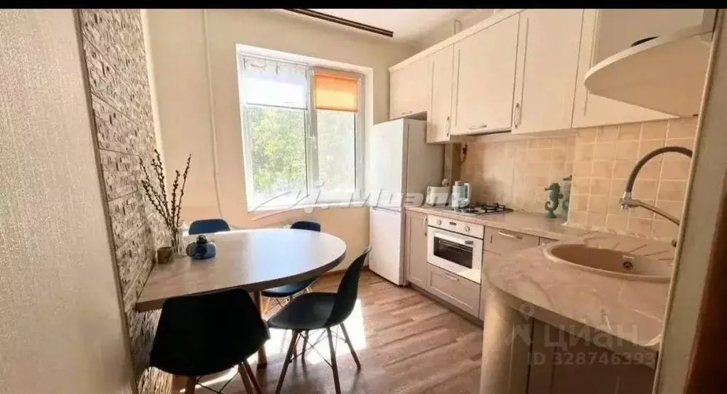 2-к кв. Крым, Симферополь ул. Куйбышева, 31 (48.0 м) - Фото 1