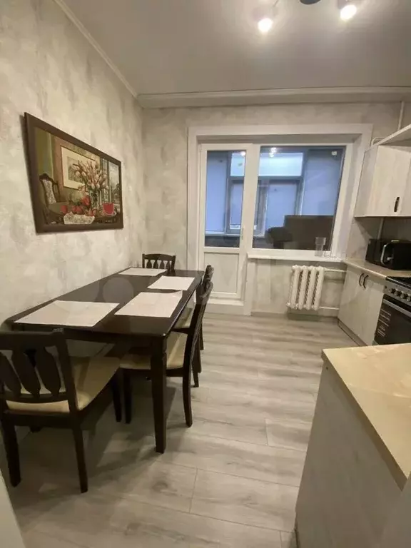 Комната 14,2 м в 2-к., 6/9 эт. - Фото 1