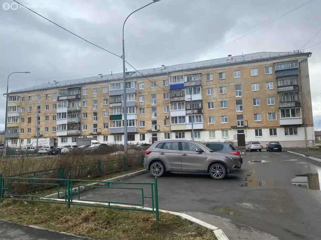 3-комнатная квартира: Нижний Тагил, Ленинградский проспект, 80 (52.2 ... - Фото 1