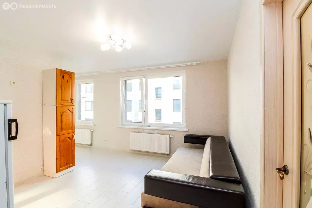 1-комнатная квартира: Тюмень, Стройотрядовская улица, 8 (36.5 м) - Фото 2