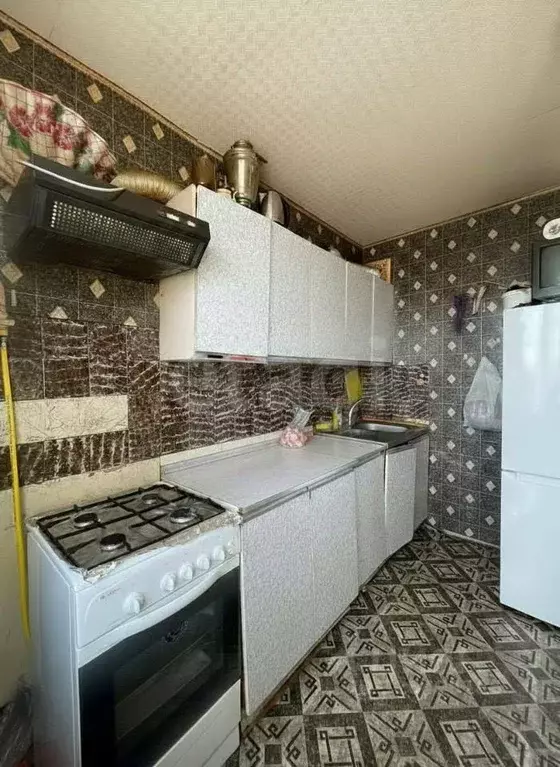 2-к кв. Тульская область, Тула ул. Токарева, 87 (51.7 м) - Фото 2