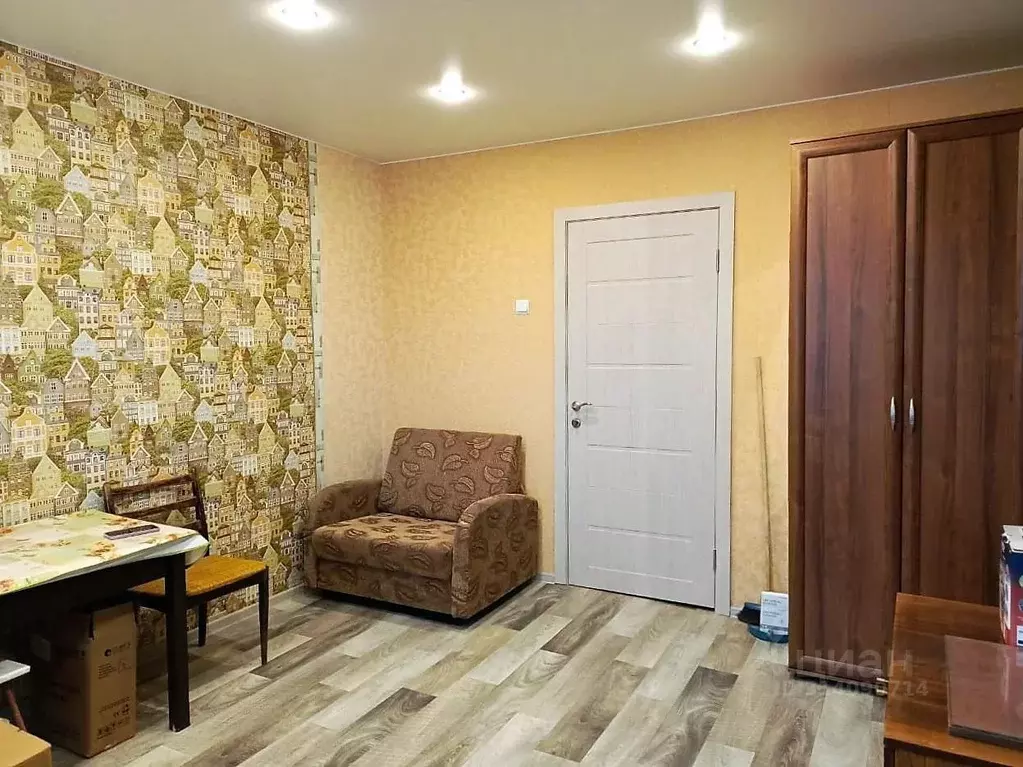 Комната Ленинградская область, Гатчина ул. Крупской, 9 (15.4 м) - Фото 1