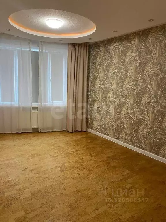 2-к кв. Кировская область, Киров ул. Труда, 53 (65.0 м) - Фото 0