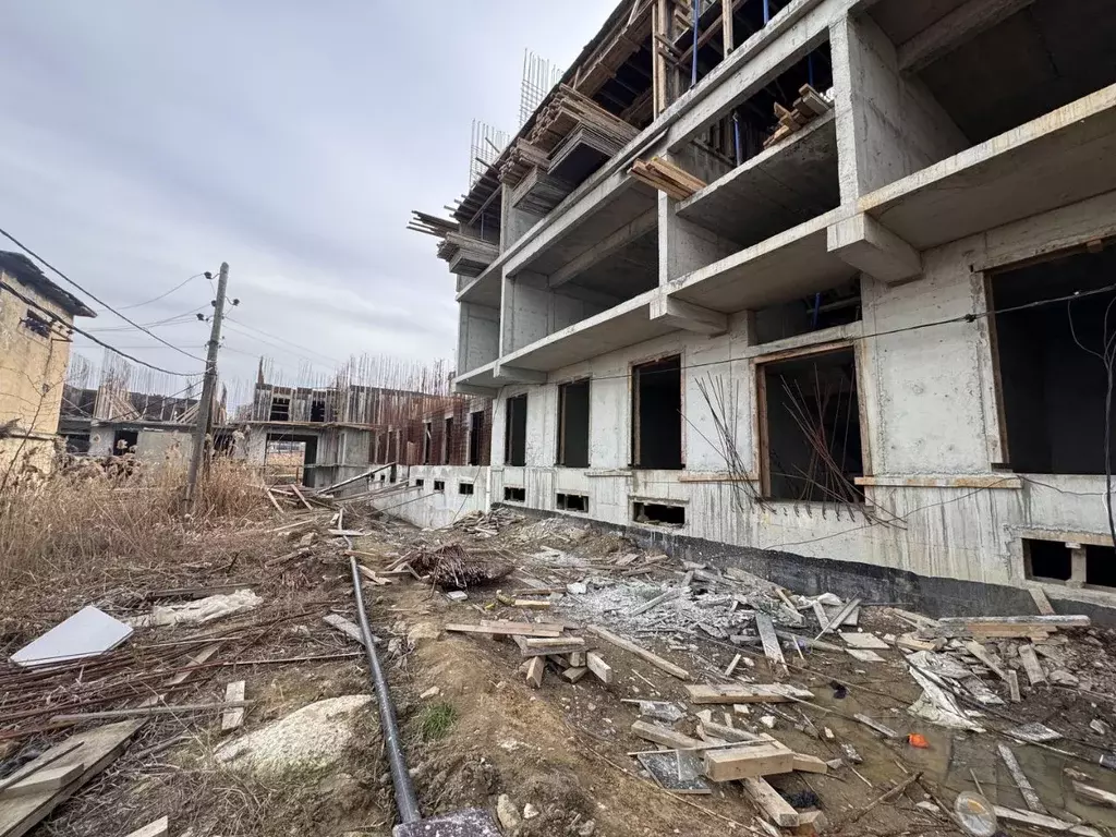 1-к кв. Дагестан, Махачкала ул. Казанцева, 9 (49.59 м) - Фото 2