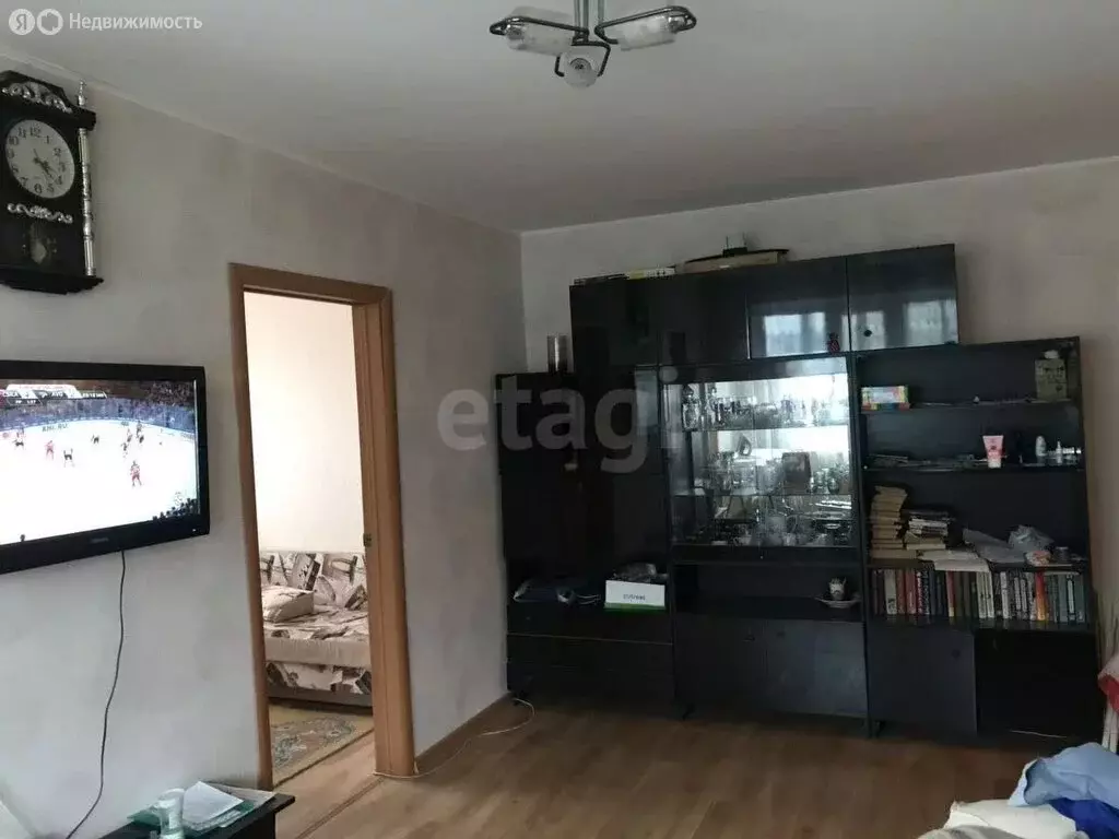 3-комнатная квартира: Златоуст, квартал Северо-Запад, 2-й квартал, 12 ... - Фото 2