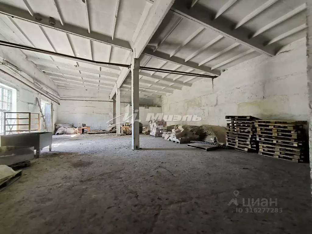 Склад в Крым, Бахчисарайский район, с. Скалистое ул. Ленина, 36к1 (275 ... - Фото 1