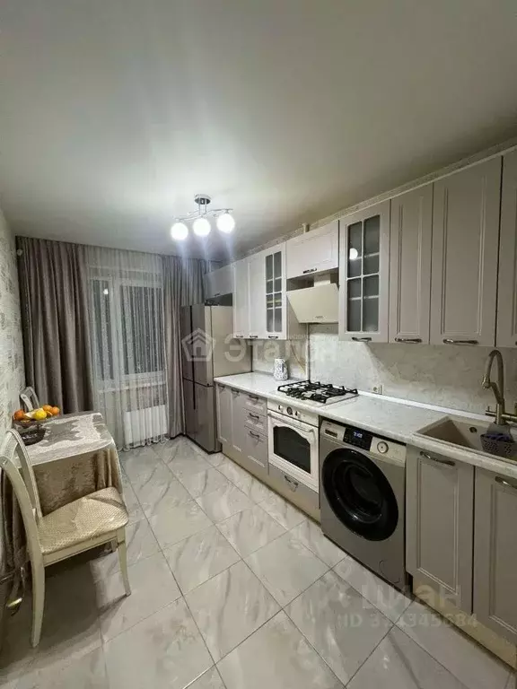 3-к кв. Волгоградская область, Волгоград Шекснинская ул., 32 (70.1 м) - Фото 1