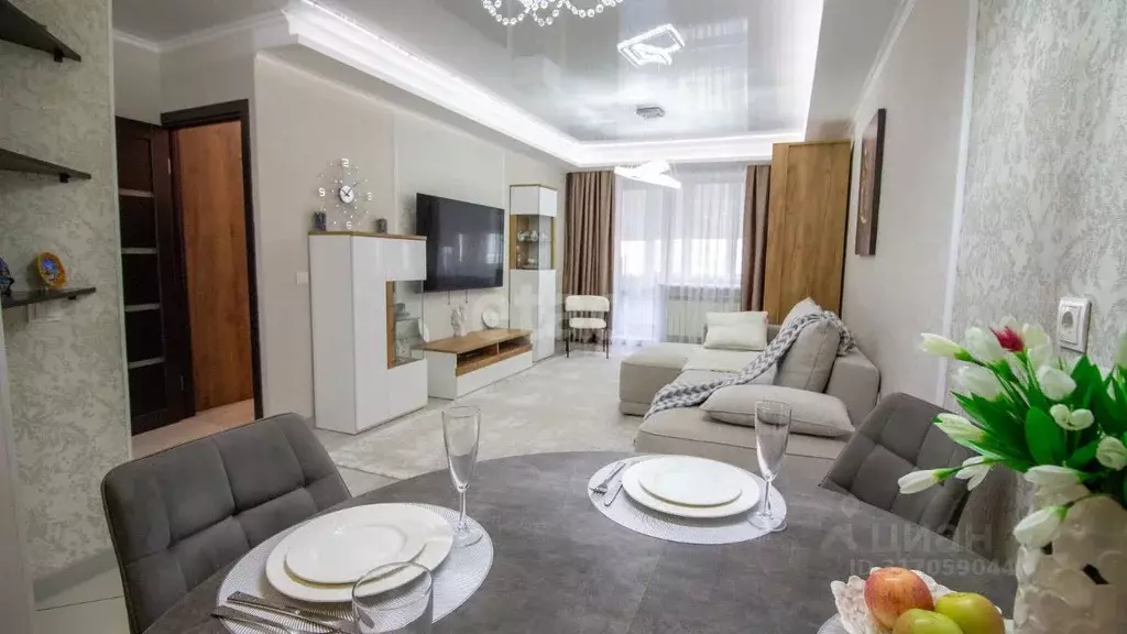 2-к кв. Томская область, Томск Сибирская ул., 93 (53.4 м) - Фото 1