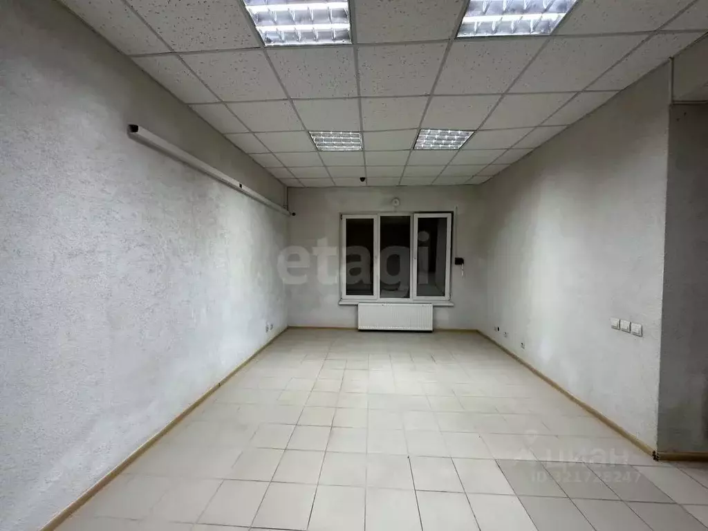 Торговая площадь в Крым, Симферополь ул. Киевская (75 м) - Фото 2