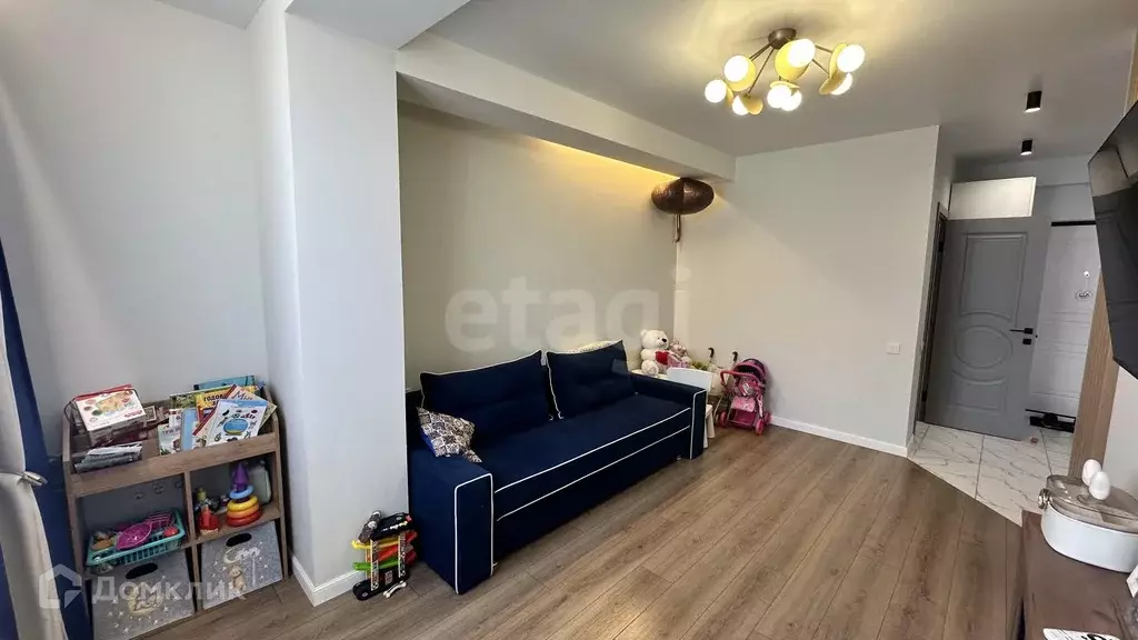 Продаётся 3-к квартира, 70 м - Фото 1