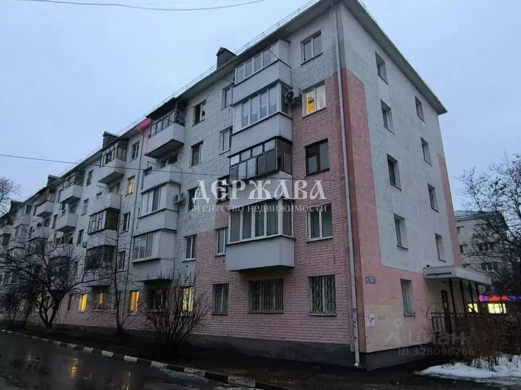 2-к кв. Белгородская область, Старый Оскол Горняк мкр, 25 (43.0 м) - Фото 1