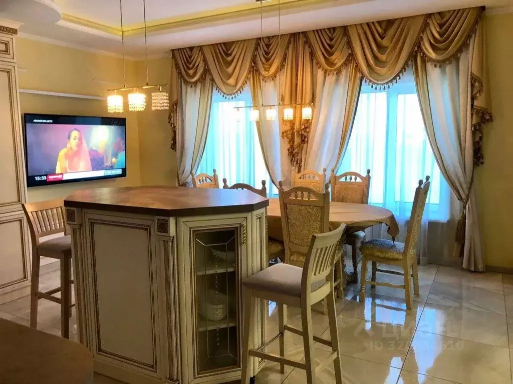 2-к кв. Севастополь наб. Адмирала Перелешина, 1 (96.0 м) - Фото 1