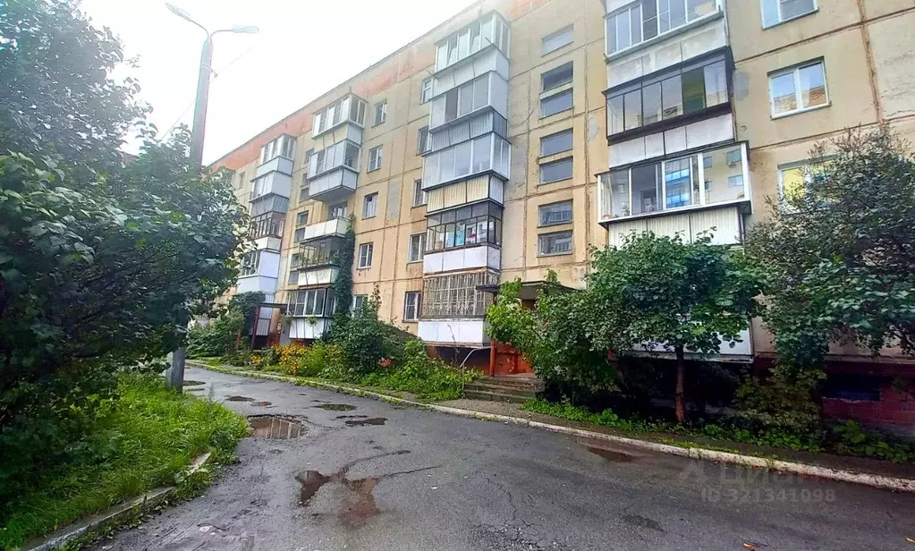 3-к кв. Челябинская область, Челябинск ул. Курчатова, 3 (66.8 м) - Фото 0