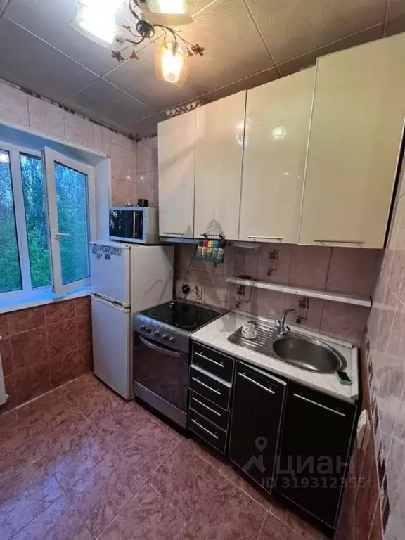 2-к кв. Иркутская область, Иркутск просп. Маршала Жукова, 46 (43.7 м) - Фото 1