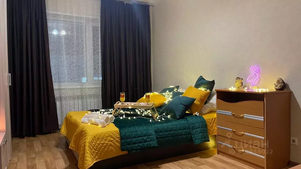 2-к кв. Ханты-Мансийский АО, Ханты-Мансийск ул. Рознина, 104А (70.0 м) - Фото 0