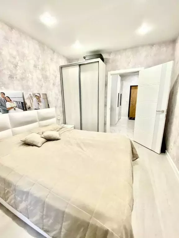 2-к кв. Татарстан, Казань ул. Николая Ершова, 65Б/3 (54.0 м) - Фото 1