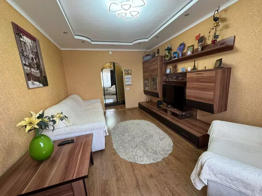 3-к кв. Ростовская область, Ростов-на-Дону ул. Зорге (65.2 м) - Фото 0