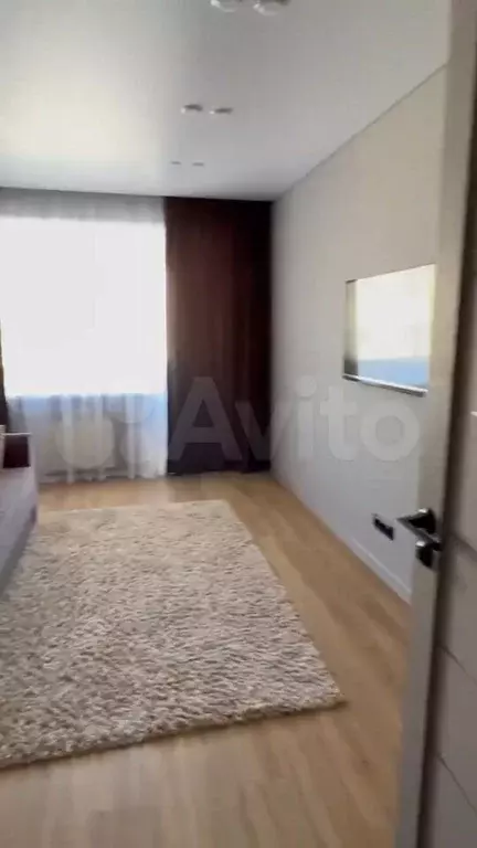 2-к. квартира, 72,4 м, 1/9 эт. - Фото 1