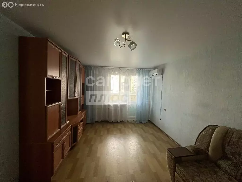 2-комнатная квартира: Краснодар, 3-я Целиноградская улица, 4 (64 м) - Фото 1