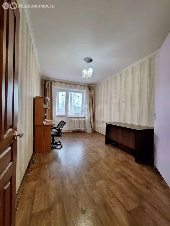 3-комнатная квартира: Набережные Челны, улица 40 лет Победы, 71 (67 м) - Фото 1