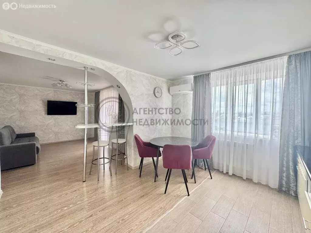 2-комнатная квартира: Казань, Интернациональная улица, 25А (53.1 м) - Фото 1
