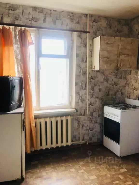 1-к кв. Брянская область, Клинцы ул. Свердлова, 59 (37.6 м) - Фото 1