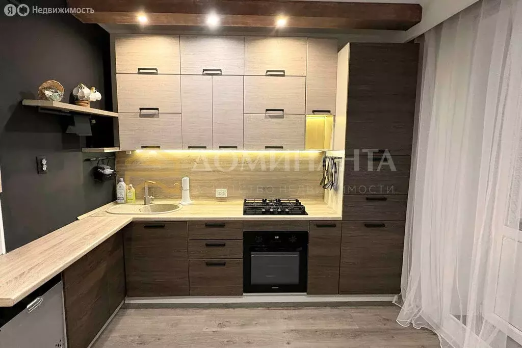 2-комнатная квартира: Смоленск, улица Маршала Соколовского, 11А (58 м) - Фото 0