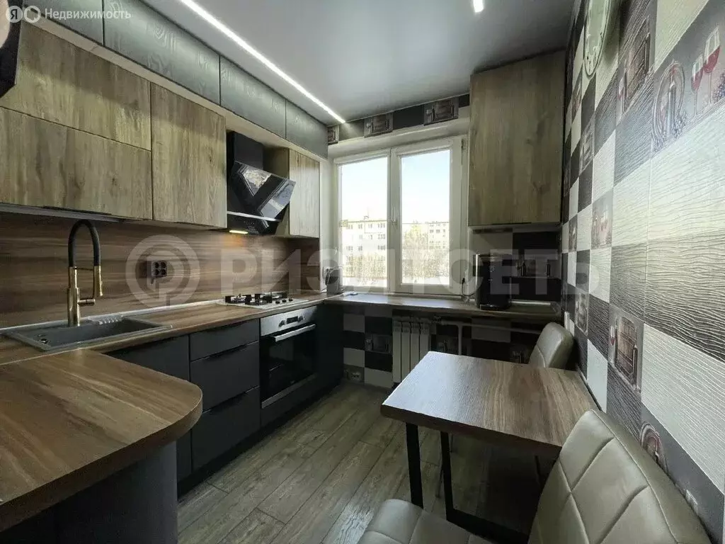 3-комнатная квартира: Кировск, проспект Ленина, 29 (60 м) - Фото 1