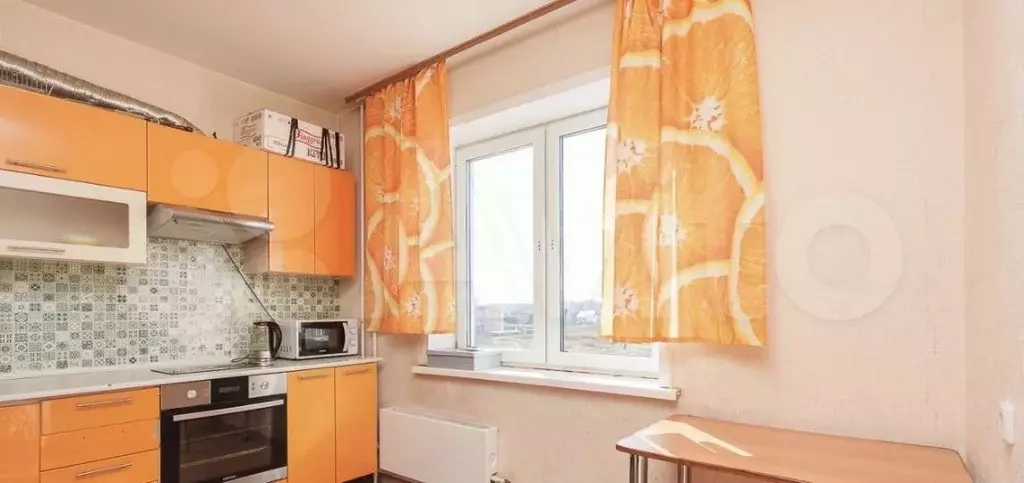 2-к. квартира, 60 м, 4/10 эт. - Фото 1