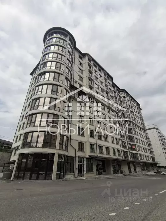 3-к кв. Кабардино-Балкария, Нальчик ул. Атажукина, 11/1 (107.6 м) - Фото 1