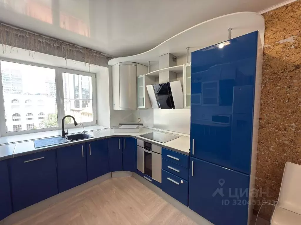 3-к кв. Хабаровский край, Хабаровск ул. Тургенева, 34 (100.0 м) - Фото 1