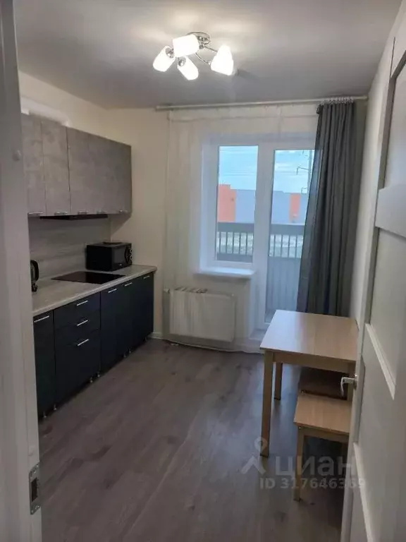 1-к кв. Санкт-Петербург ул. Русановская, 18к8 (30.6 м) - Фото 0