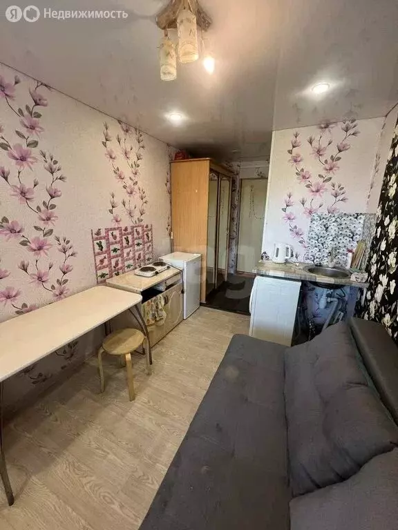 Квартира-студия: Тюмень, улица Бабарынка, 16А (13 м) - Фото 2