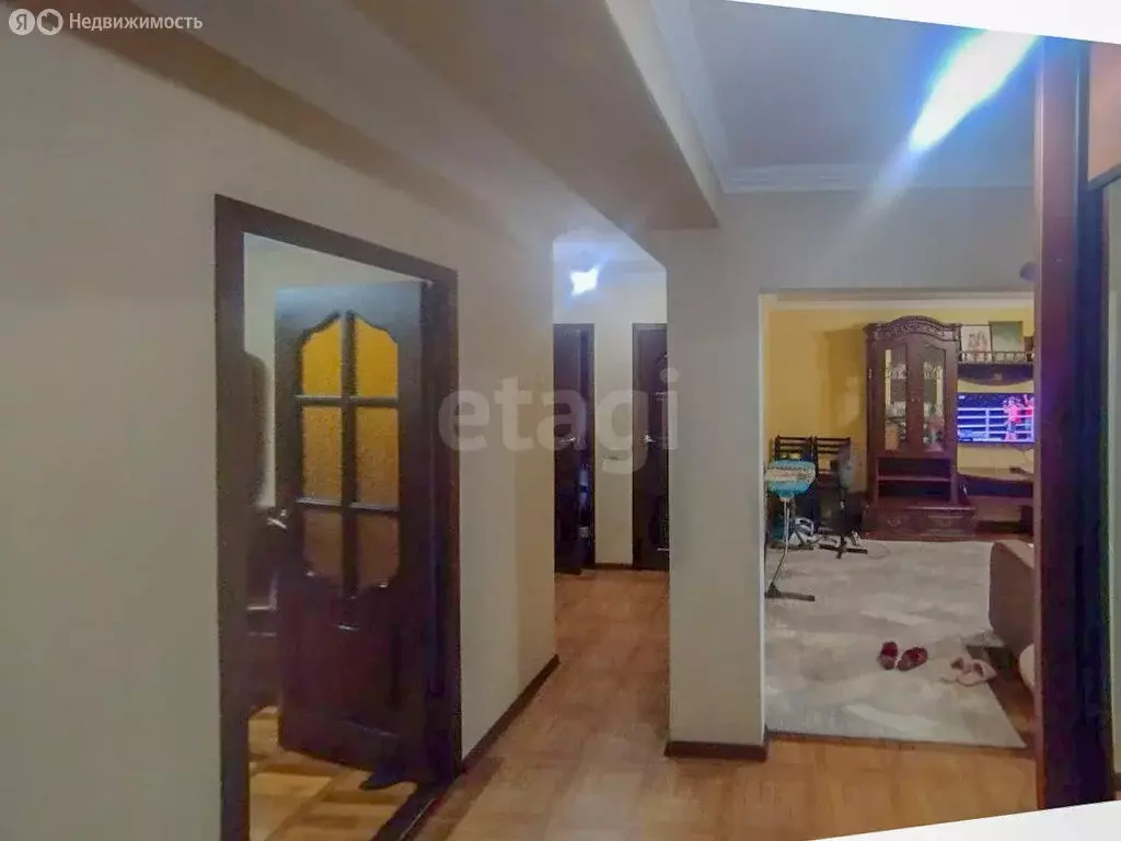 3-комнатная квартира: Нарткала, Красная улица, 251 (65.5 м) - Фото 2