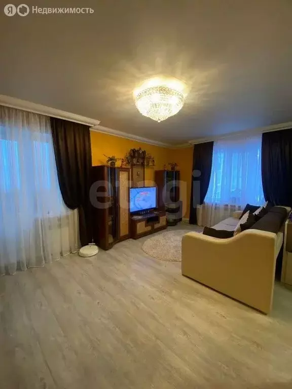 4-комнатная квартира: Ухта, проспект Ленина, 55 (70 м) - Фото 1