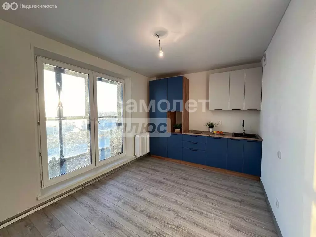 2-комнатная квартира: посёлок Западный, улица имени Младшего Сержанта ... - Фото 2