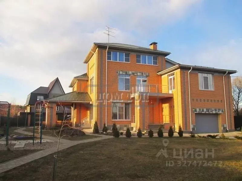 Дом в Москва Кокошкино дп,  (500 м) - Фото 1