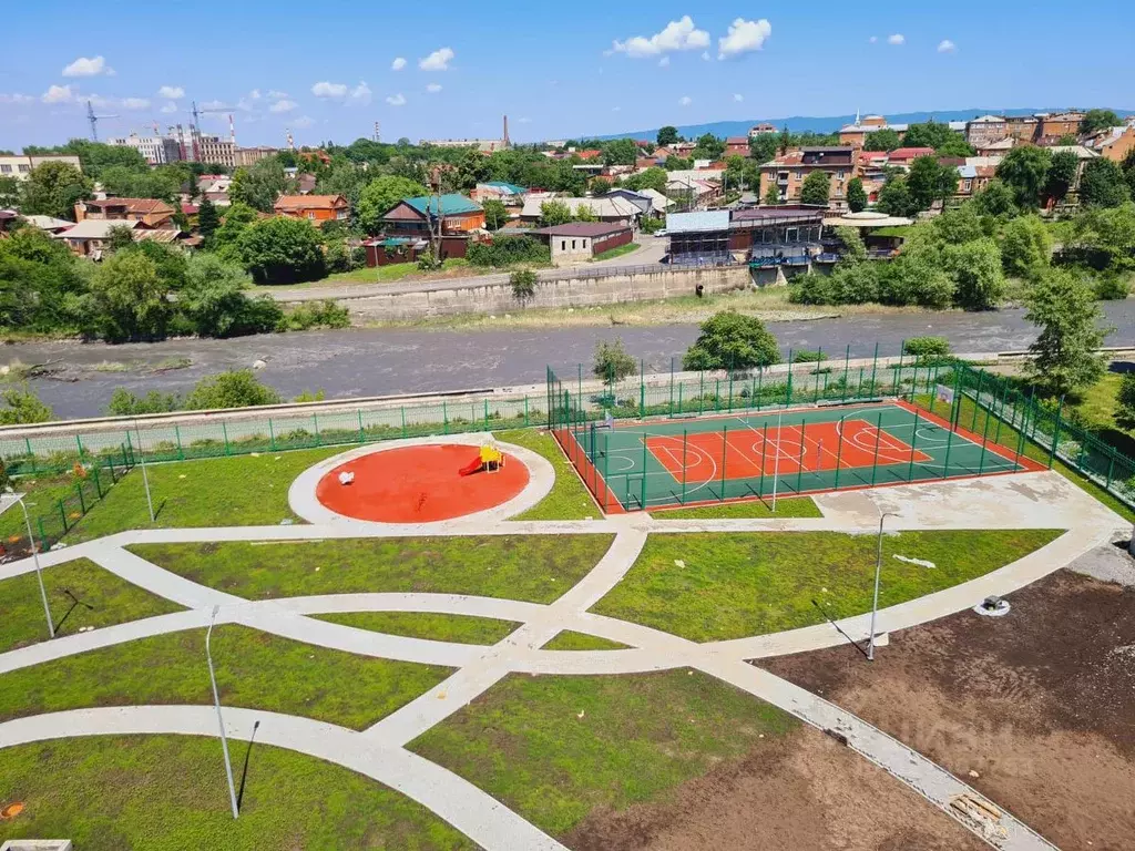 2-к кв. Северная Осетия, Владикавказ ул. Тогоева (97.0 м) - Фото 2