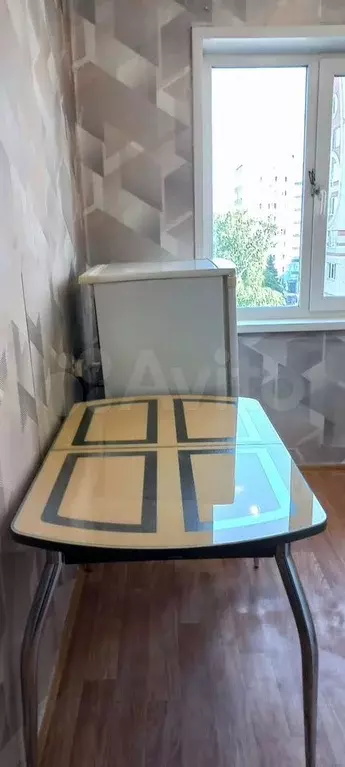 1-к. квартира, 31 м, 5/5 эт. - Фото 0