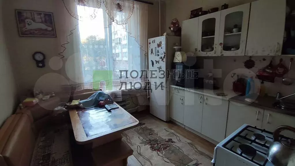 Комната 20 м в 3-к., 2/5 эт. - Фото 0