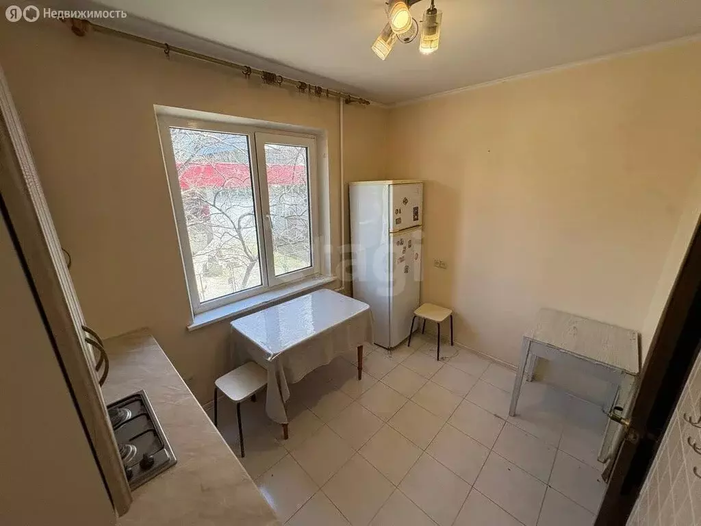 1-комнатная квартира: Симферополь, улица Воровского, 60 (36 м) - Фото 2