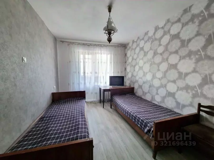 2-к кв. Кемеровская область, Новокузнецк ул. Свердлова, 2 (52.0 м) - Фото 1