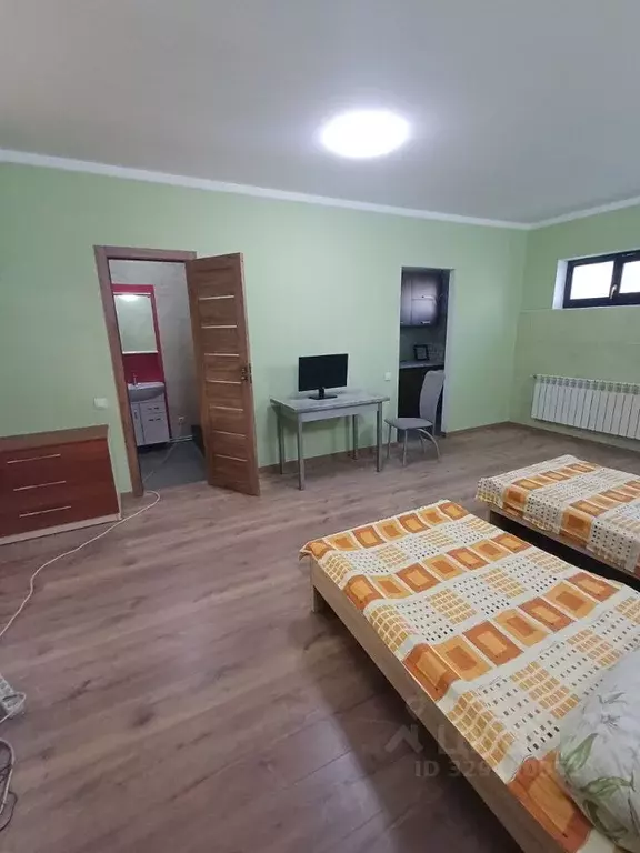 Дом в Крым, Симферополь городской округ, Комсомольское пгт ул. Зеленая ... - Фото 2