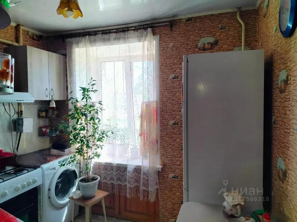 2-к кв. Волгоградская область, Волгоград ул. 64-й Армии, 71 (42.9 м) - Фото 0