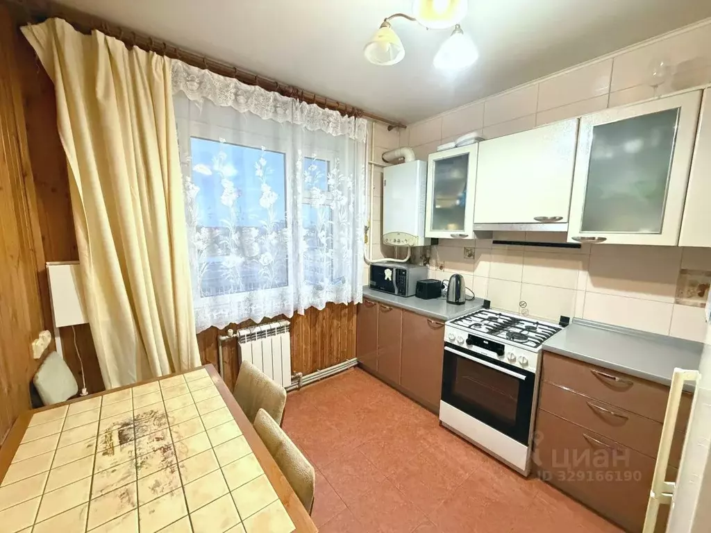 3-к кв. Ивановская область, Иваново Новосельская ул., 8Б (63.7 м) - Фото 1