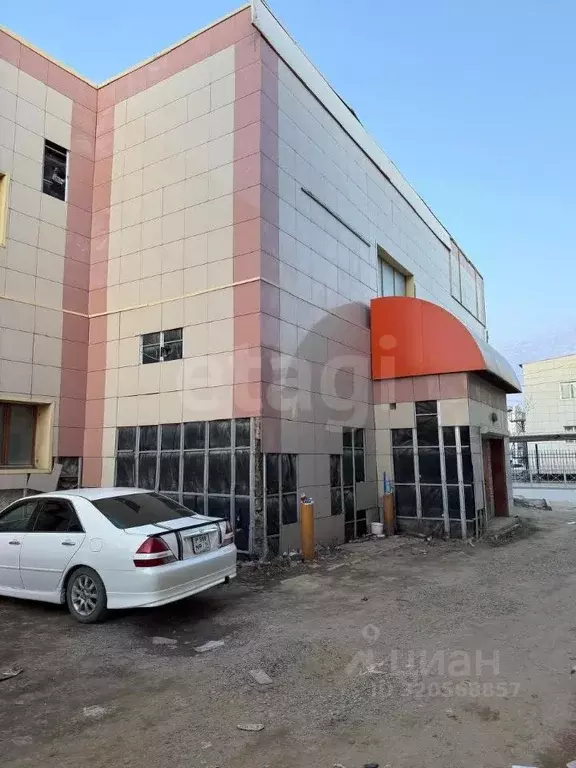 Торговая площадь в Саха (Якутия), Якутск ул. Труда, 2А (983 м) - Фото 0