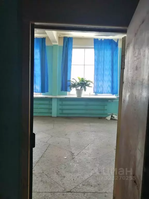 Помещение свободного назначения в Коми, Северный пгт ул. Народная, 8 ... - Фото 0