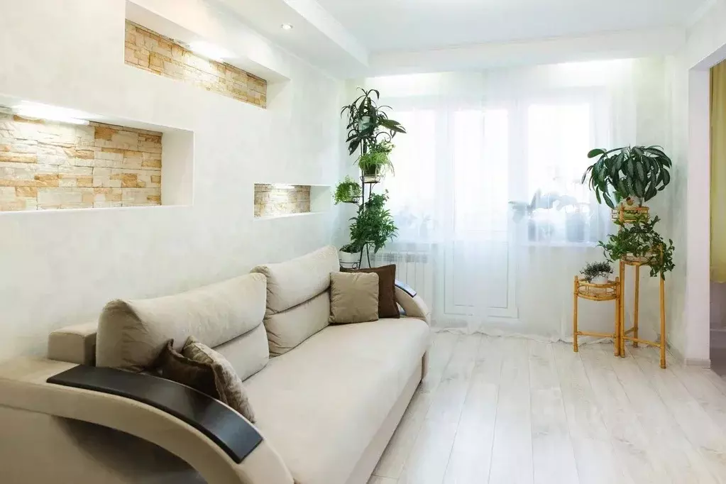 3-к кв. Самарская область, Тольятти ул. Ленина, 106 (58.0 м) - Фото 2