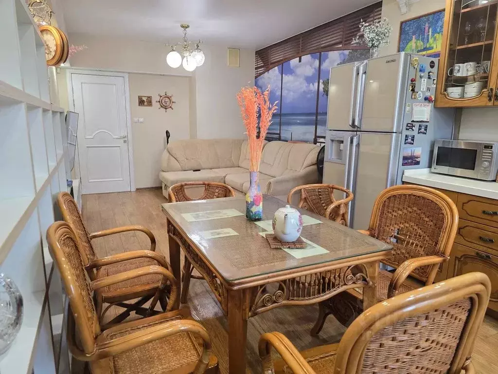 3-к кв. Сахалинская область, Южно-Сахалинск Комсомольская ул., 285 ... - Фото 2